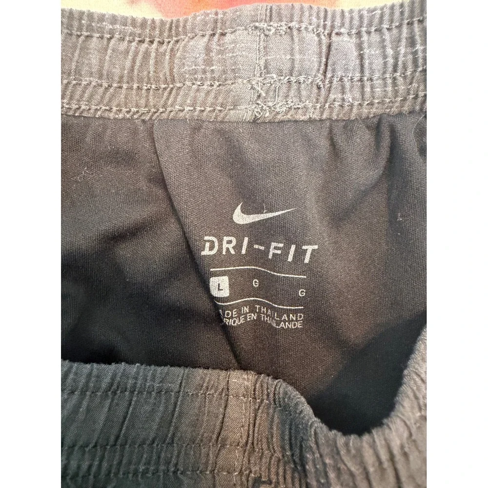 Nike Dri-FIT Mens Athletic Running Shorts Black Large 1643